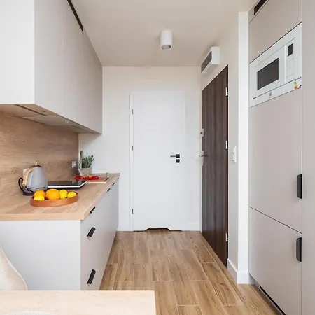 Grzybowska 30 - Red - Better *