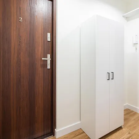 Daire Grzybowska 30 - Red - Better Varşova